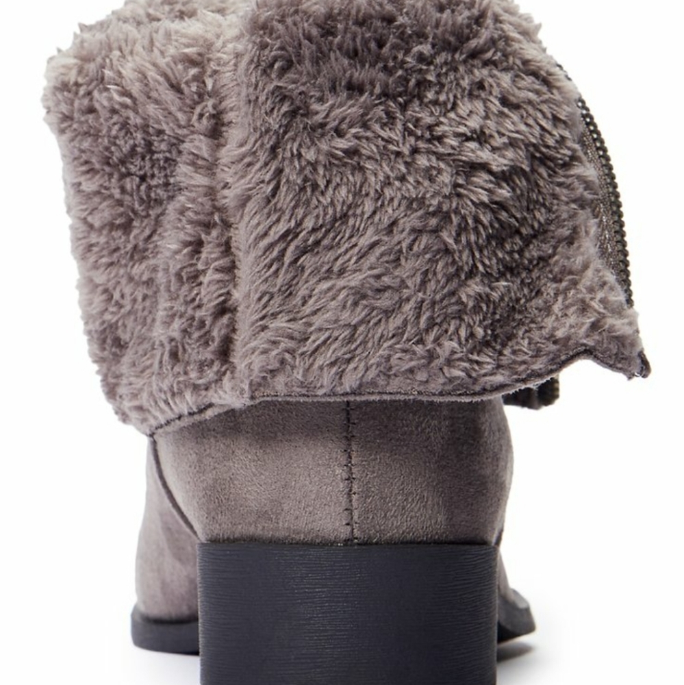 Gray Sherpa Fold-Over Boot Rounded Toe - Picture 2 of 5